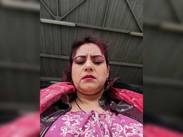 AlexaBrown12 online show from August 15, 2:32 pm