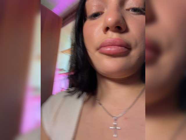 AlexaHotty1 online show from August 2, 8:54 am