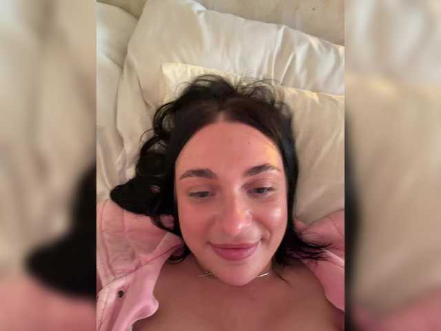 AlexaHotty1 online show from August 2, 2:02 pm