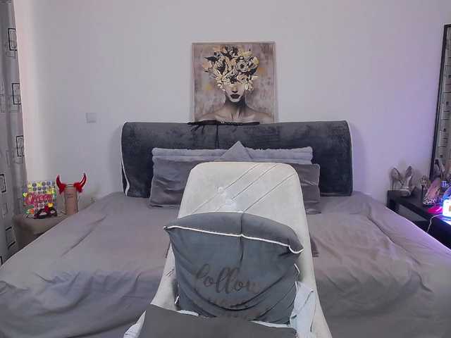 AlexaSharron online show from September 10, 12:26 pm
