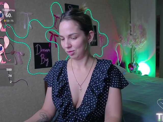 AlexandraCandy online show from July 27, 6:35 pm