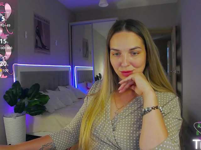 AlexandraCandy online show from August 11, 12:29 pm