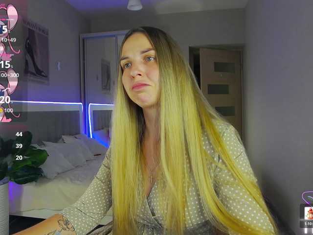 AlexandraCandy online show from August 12, 5:48 pm