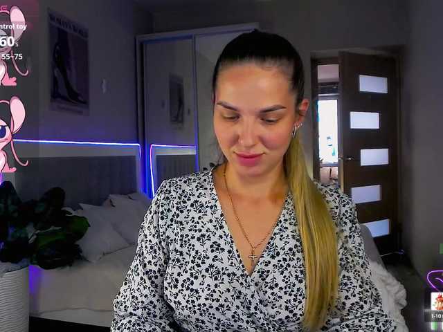 AlexandraCandy online show from August 14, 3:04 pm