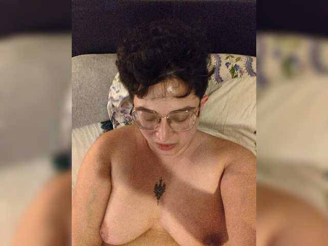 AlexisRodrigo online show from July 17, 11:16 pm