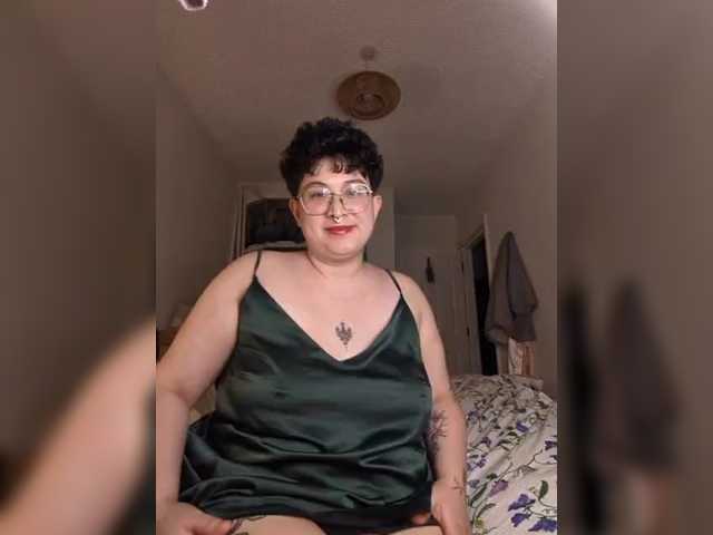 AlexisRodrigo online show from July 18, 10:11 pm