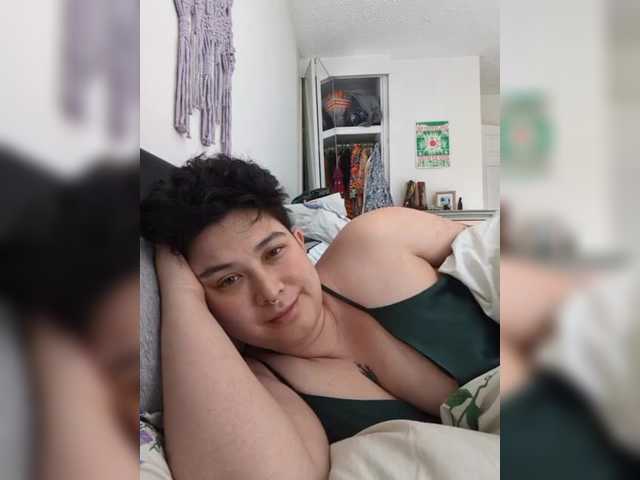 AlexisRodrigo online show from July 25, 8:29 am