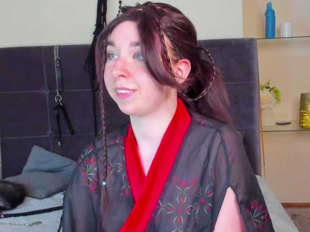 AlexisSky online show from July 18, 9:32 am
