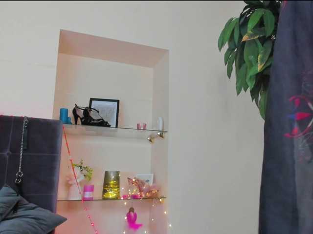 AlexisSky online show from July 24, 8:39 am