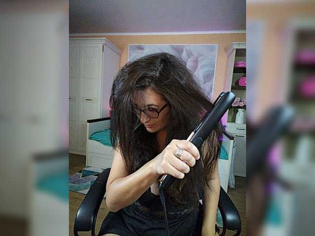 AlicaMiller online show from June 14, 6:16 pm