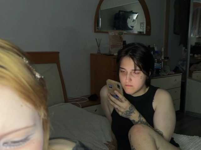 AliceAndMia online show from August 14, 7:39 pm