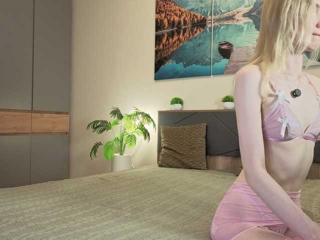 AliceAngelXO online show from July 28, 9:21 pm