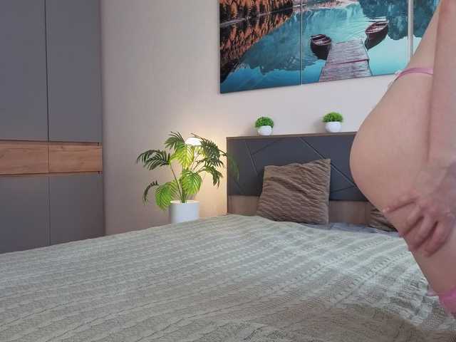 AliceAngelXO online show from August 14, 11:36 am