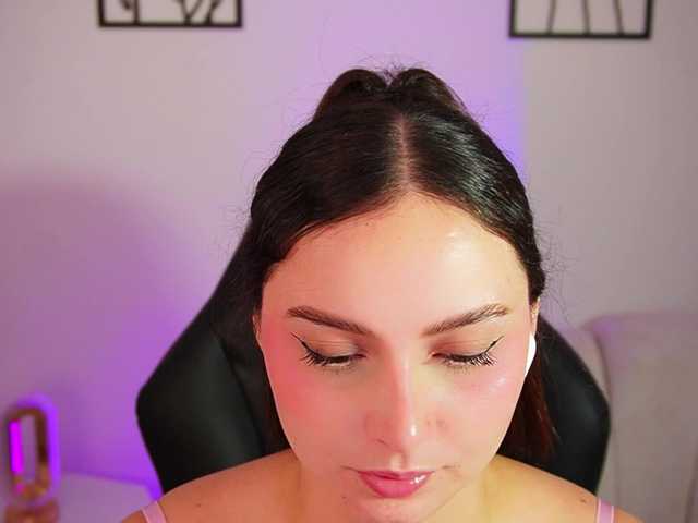 AliceHarper1 online show from August 4, 5:26 am
