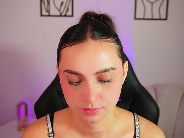 AliceHarper1 online show from August 5, 4:32 am