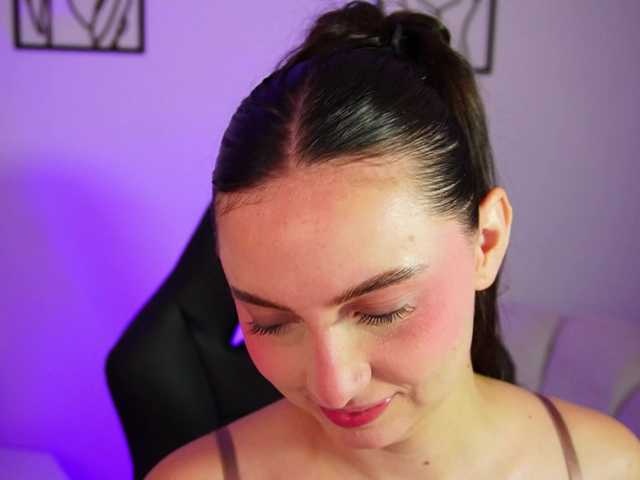 AliceHarper1 online show from August 8, 3:39 am