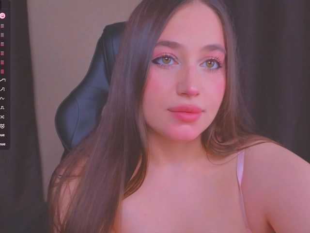 AliceMur online show from August 1, 4:02 pm