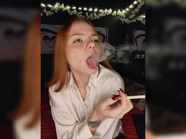 AliceRabbit online show from August 8, 3:12 pm