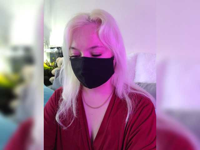 Alicekitty online show from May 22, 12:29 pm