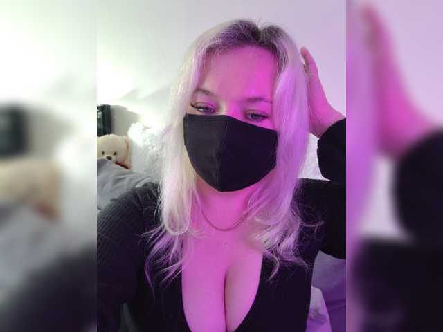Alicekitty online show from August 18, 11:49 am