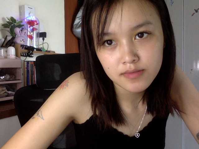 Alina-2k online show from July 31, 5:25 am