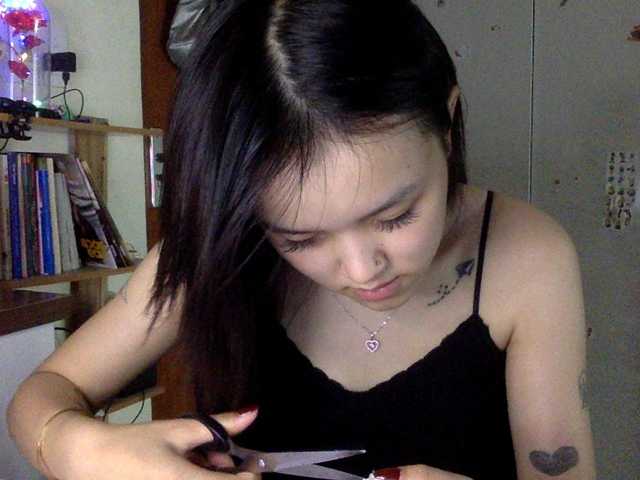 Alina-2k online show from July 31, 6:30 am