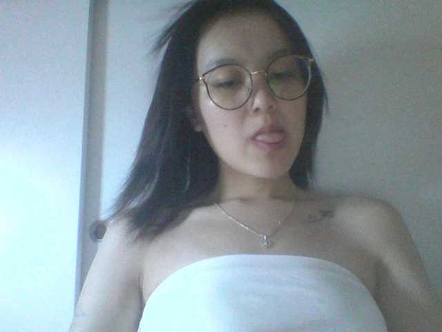 Alina-2k online show from August 12, 2:47 am