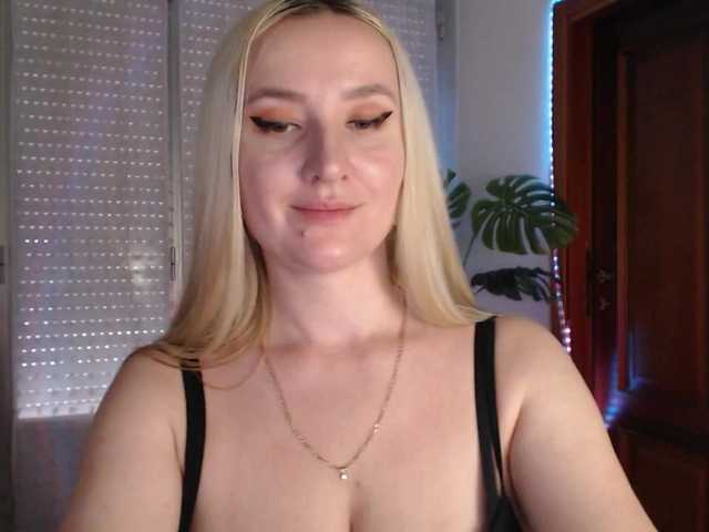 Alina-Lovely online show from August 9, 9:43 am