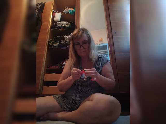 Alina1965 online show from August 1, 3:51 pm