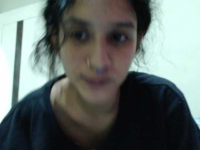 AlinaWoolf online show from August 15, 4:27 am