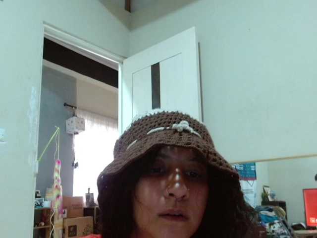 AlinaWoolf online show from August 25, 10:39 pm