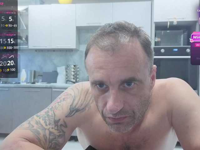Alinagilberd03 online show from June 27, 2:20 pm