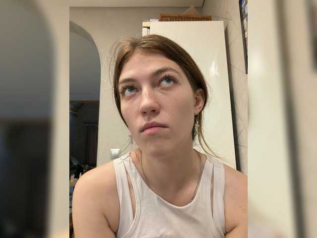 Alinagilberd03 online show from July 27, 2:33 pm