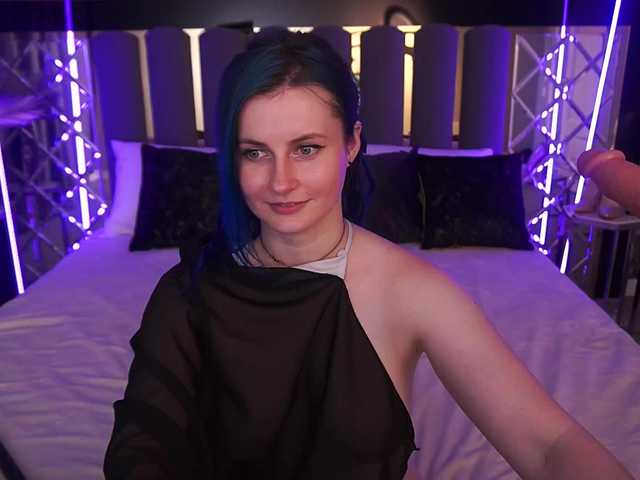 AlisaGrace online show from August 8, 3:56 pm