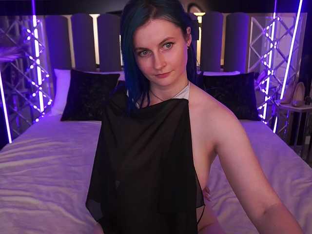 AlisaGrace online show from August 8, 6:19 pm