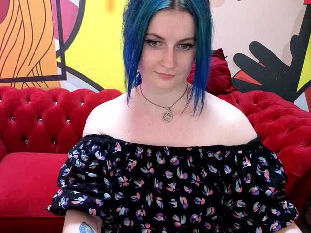AlisaGrace online show from August 10, 5:42 am