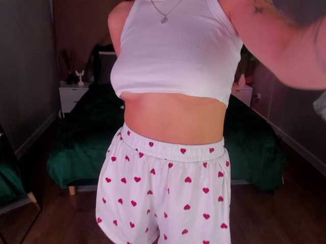 Alisha-Blakee online show from September 8, 10:17 pm