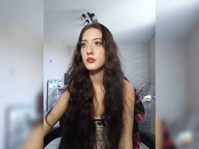 AlishaFomalgaut online show from August 10, 8:49 am