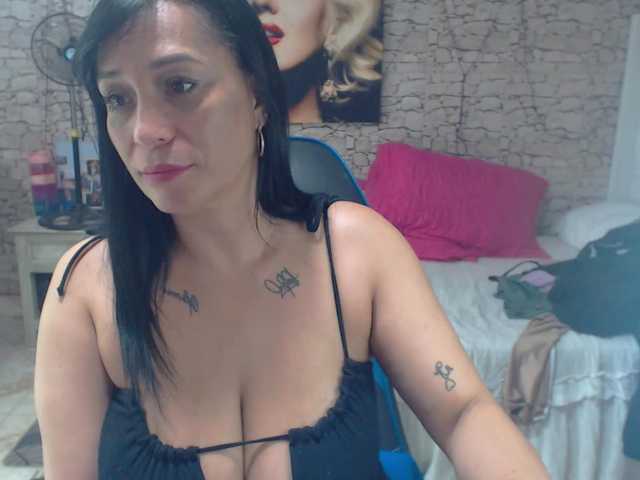 AlissonTyler online show from August 8, 6:24 am