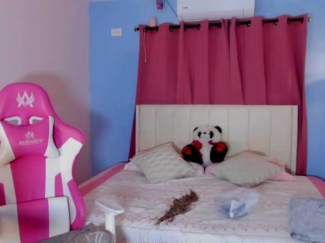 Alizzon-blake online show from August 11, 5:04 pm
