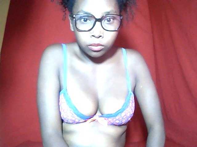Alyciaa online show from August 5, 10:24 am