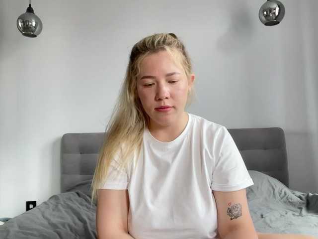 AlyraSun online show from August 16, 9:24 am