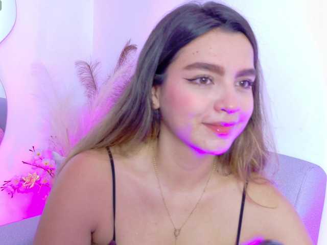 Ambar-Carter online show from August 5, 9:07 am