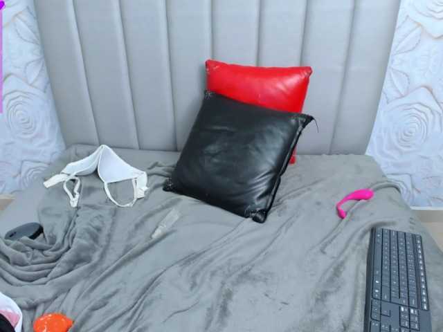 Amelia02 online show from August 15, 2:32 pm