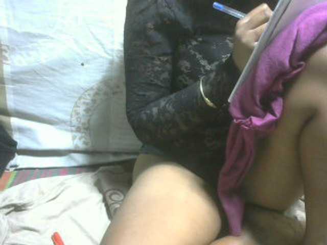 Amelia25 online show from August 1, 7:47 am