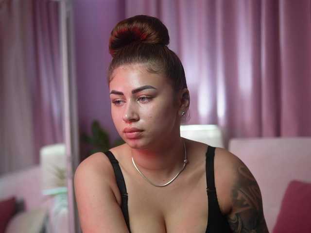 AmeliaBarbie online show from August 14, 2:26 am