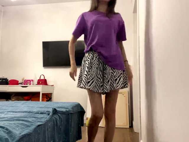 AmilyGlamour online show from July 24, 6:33 pm