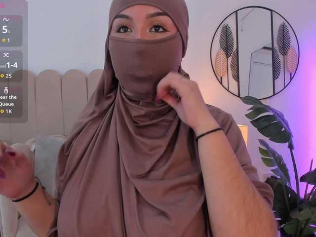 Amirah- online show from August 6, 6:29 pm