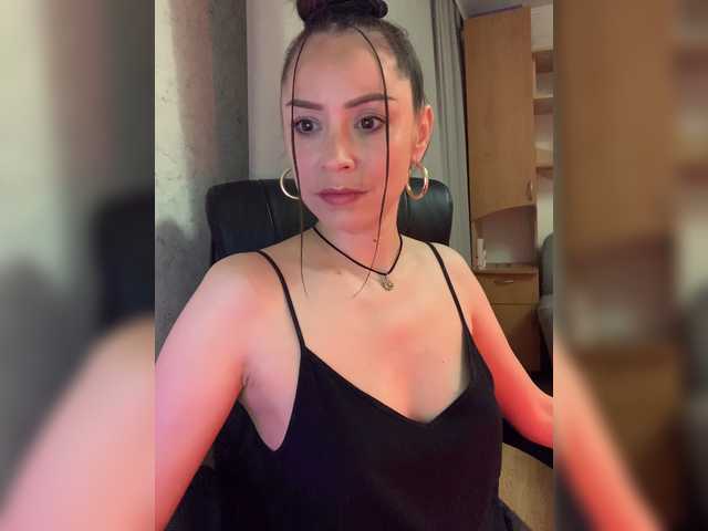 Amy-Lee online show from July 29, 8:16 pm