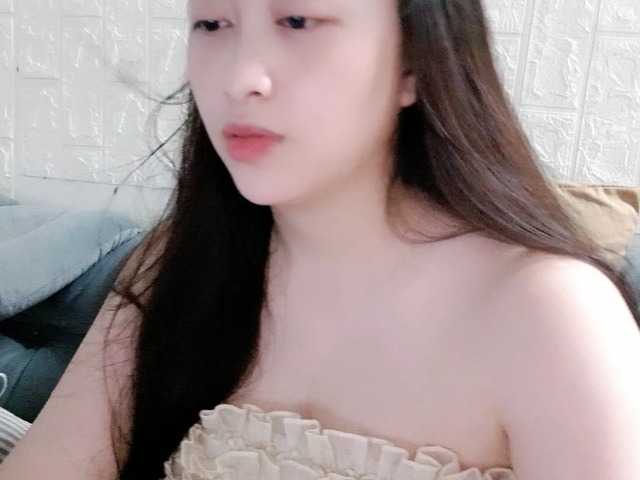 Amy-Yong online show from August 6, 5:45 pm